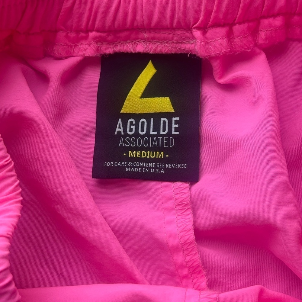 REVOLVE AGOLDE x associated Flo shorts. Size medium. - Picture 3 of 5